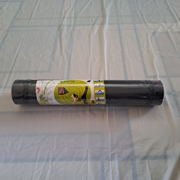 NEW YOGA MAT - Picture 2 of 2